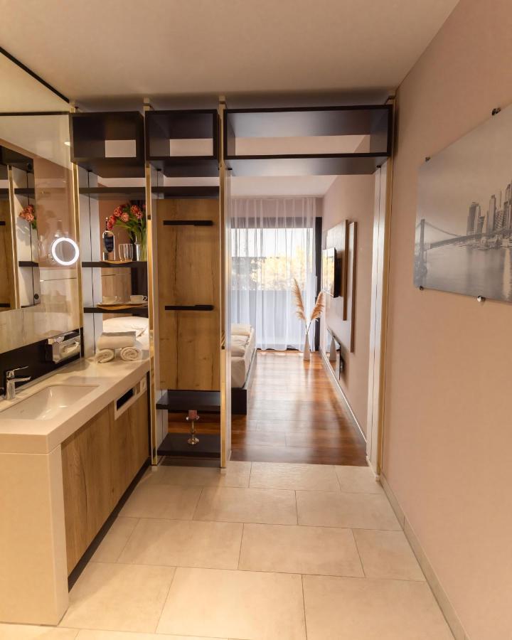 24Seven Hotel شفاباخ المظهر الخارجي الصورة