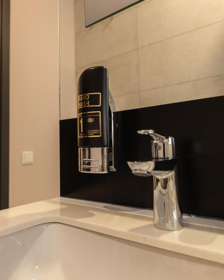 24Seven Hotel شفاباخ المظهر الخارجي الصورة